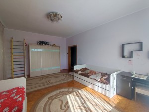 пл. Визволення (пгт. Стрижавка, Винницкий район, Кемпінг) - Продається будинок, 120000 $ - АФНУ